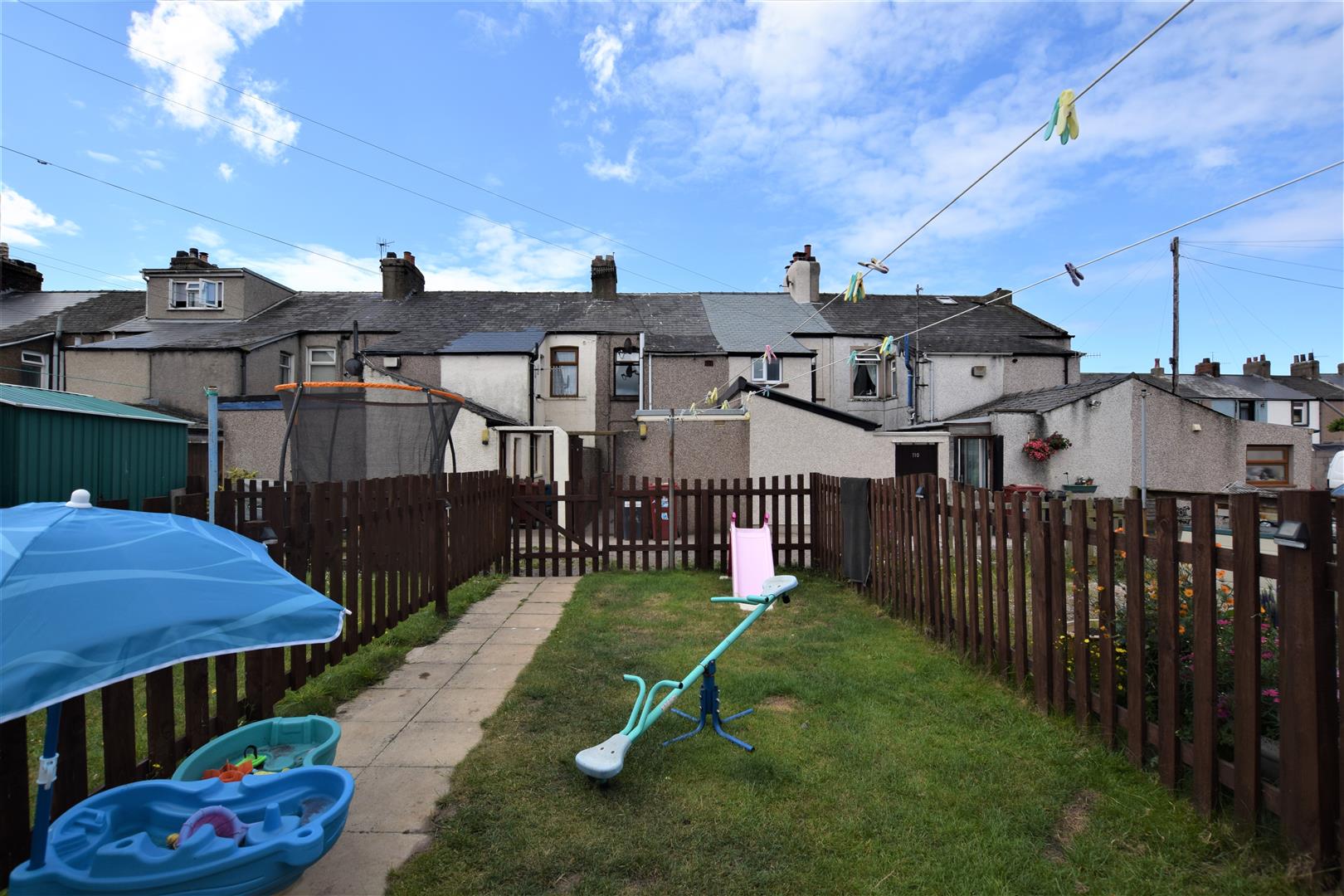 House Terraced Steel Street, Askam In Furness